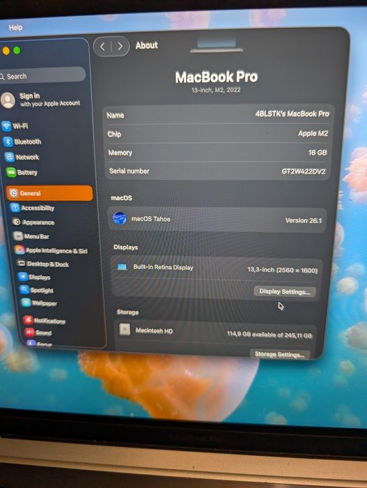 MacBook Pro 13” M2 (2022) | 16GB RAM | 256GB SSD | Caixa + Extras