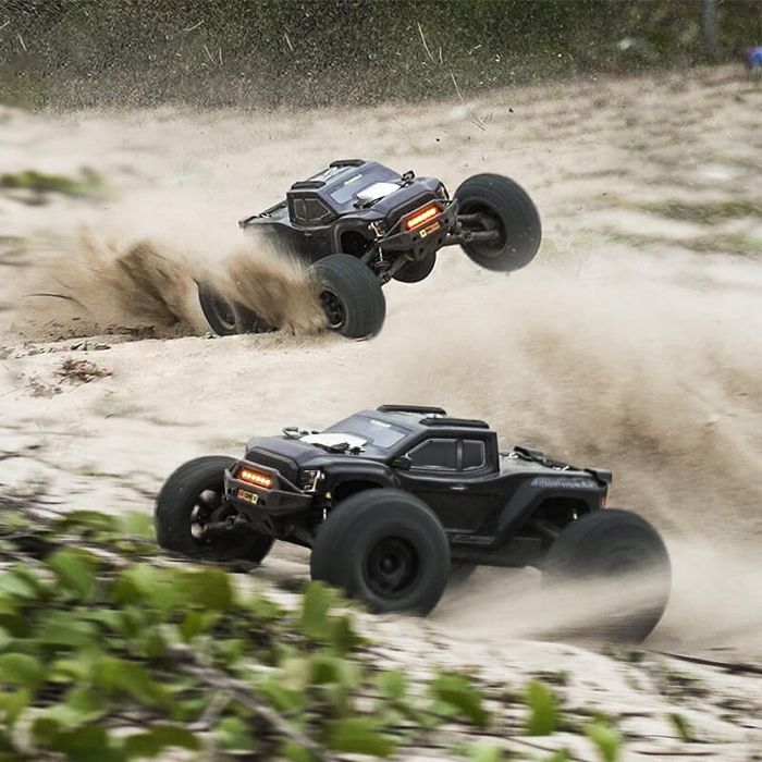 Машинка на радиоуправлении Rlaarlo omni terminator carbon fibre version