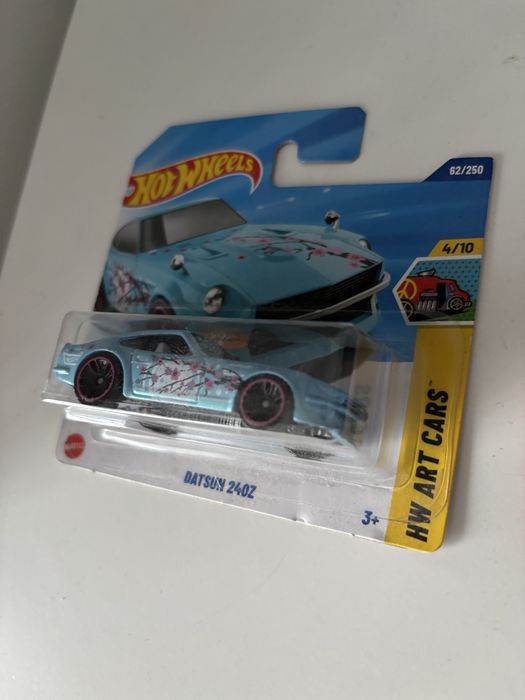 Hot wheels datsun 240z