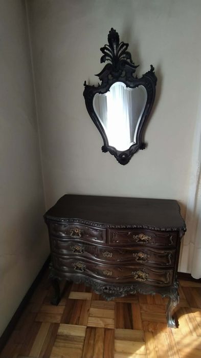 Mobília de quarto estilo D.. Maria