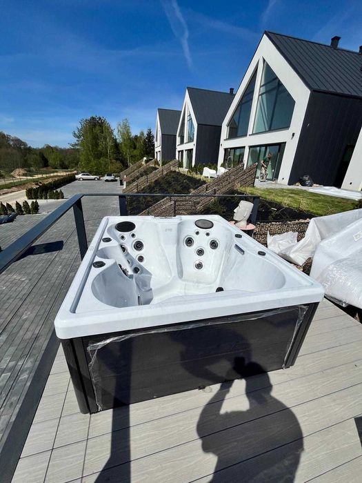 Jacuzzi zewnętrzne balia ogrodowa wanna spa ogrodowe