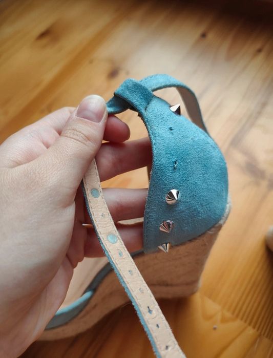 Espadryle na wysokiej koturnie 36