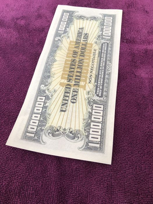Купюра 1 миллион долларов / банкнота 1 мільйон долларів / долари