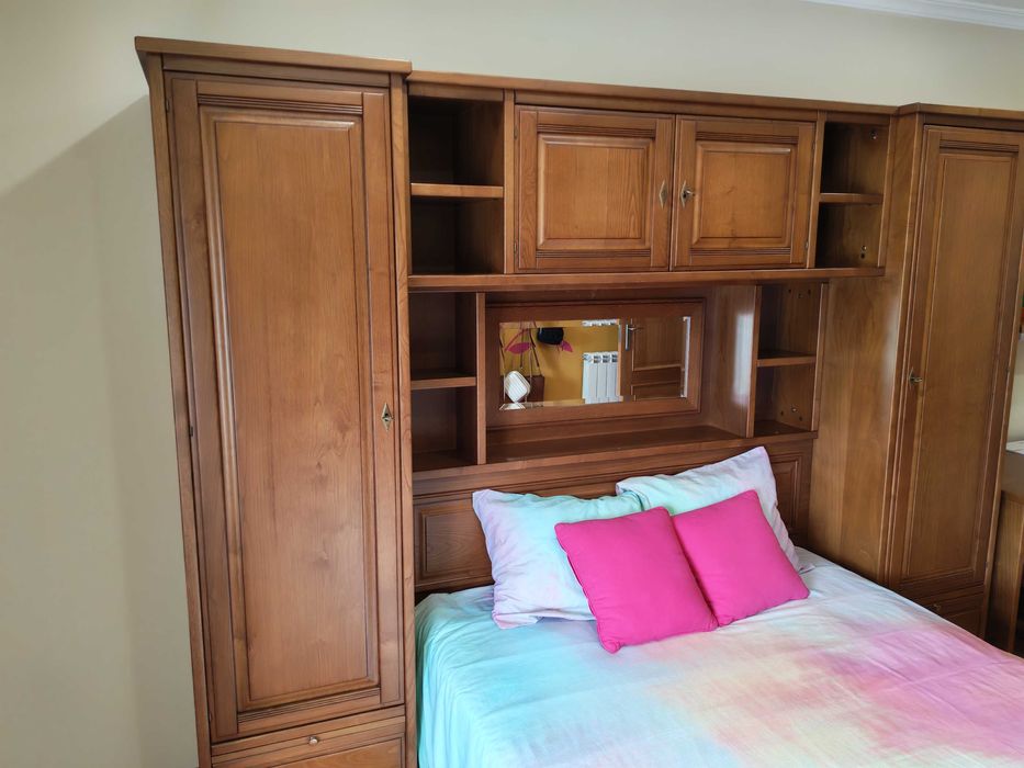 Móvel de quarto de casal