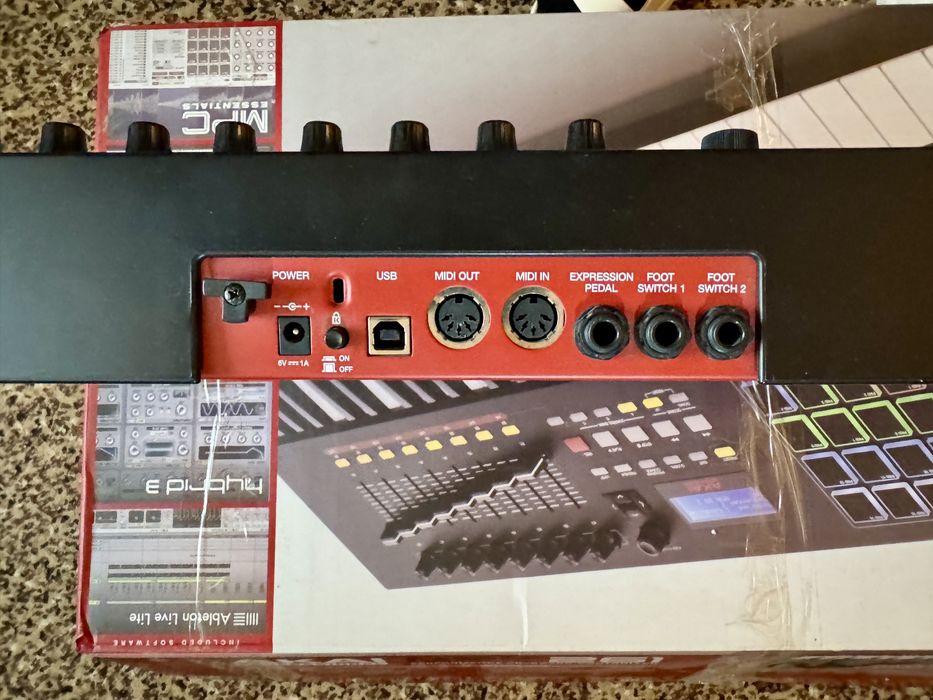 Midi Клавіатура AKAI MPK 261