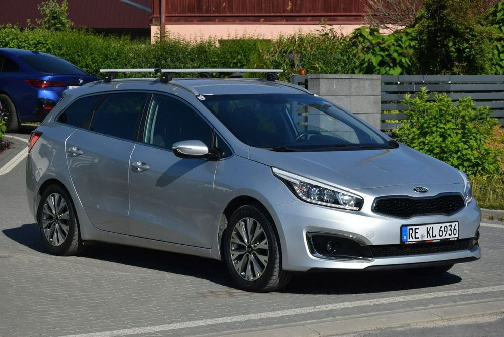 Kia Ceed 1.6D 2016r Navi Kamera 2 KPL KÓŁ Led Grzane Fotele Sprowadzony