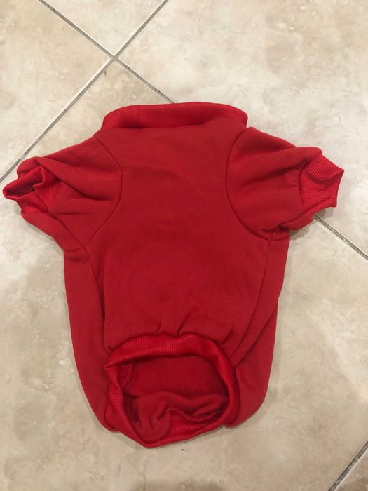 Camisola nova para animal de estimação