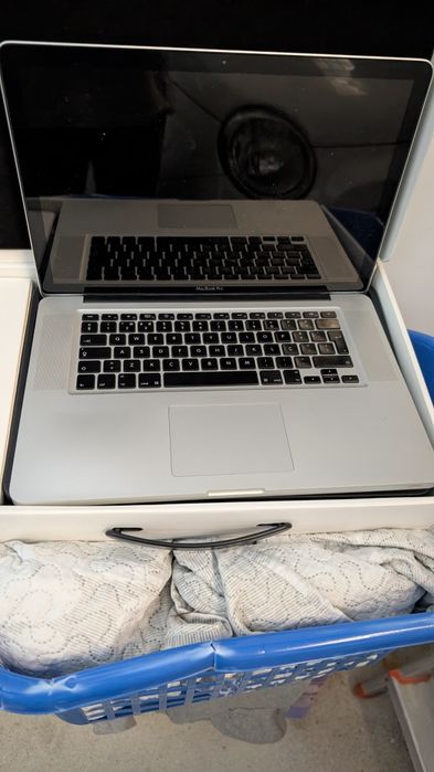 Troco MacBook pro 2009