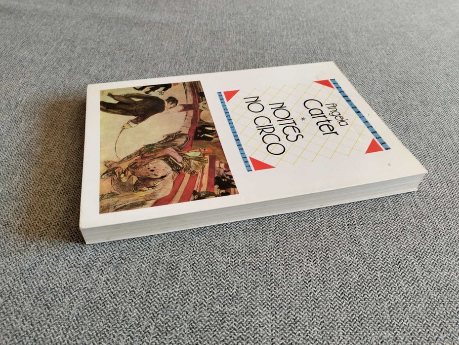 Livro "Noites no circo" de Angela Carter