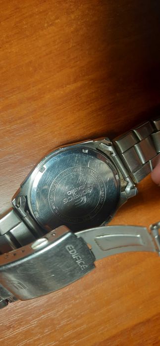 Годинник CASIO Edifice EF-129