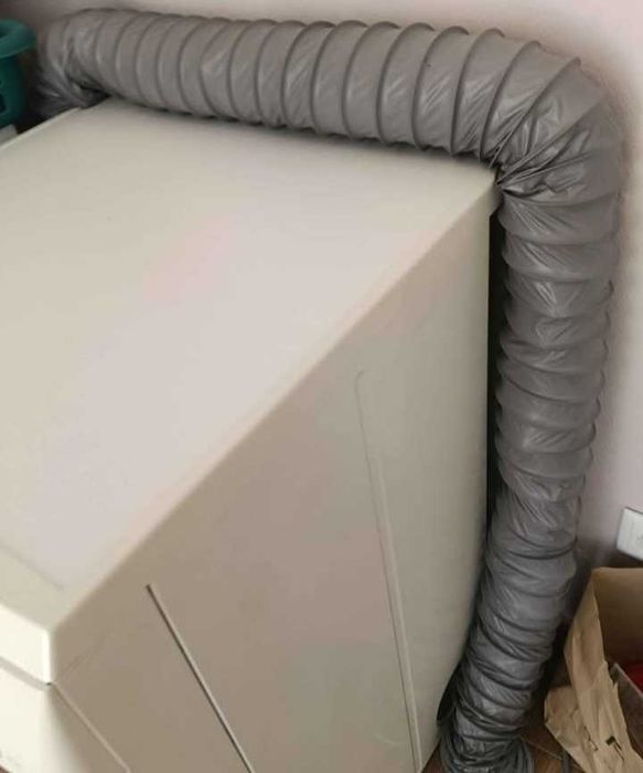Máquina de secar roupa Zanussi