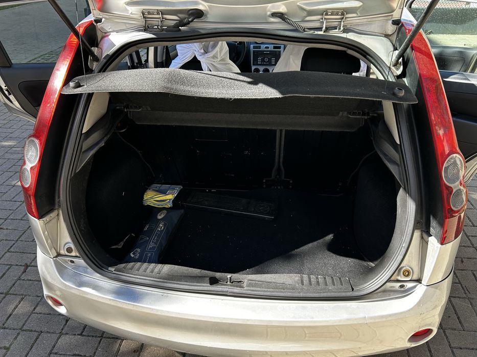 Ford fiesta 1.25 gasolina