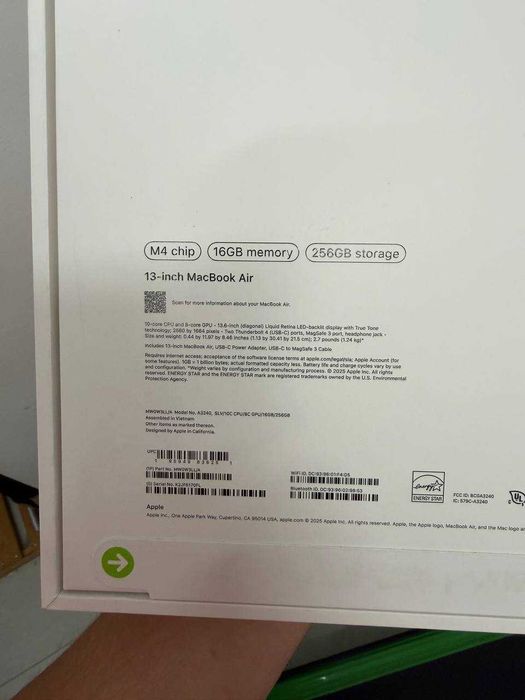 Apple MacBook Air 13,6" 16/256 M4 2025 Silver (MW0W3)