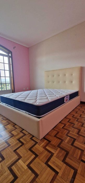 Camas de Casal Estofadas de Luxo 199€ Disp. em Várias Cores! 190x140m!