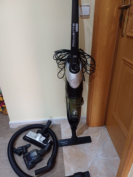 Aspirador vertical  Rowenta Powerline extreme cyclonic