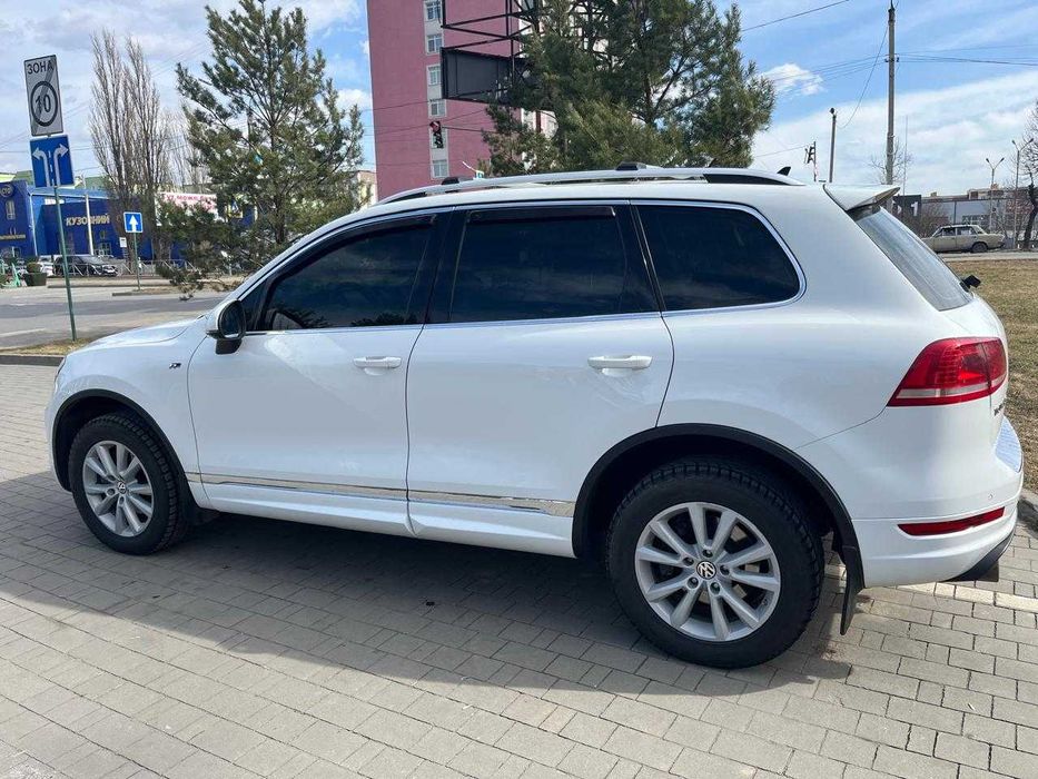 Продаю авто Volkswagen Touareg