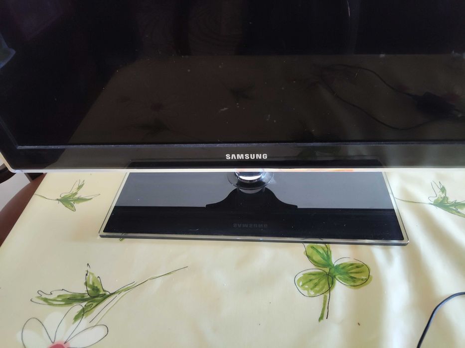 TV SAMSUNG Modelo ue32c5100qw