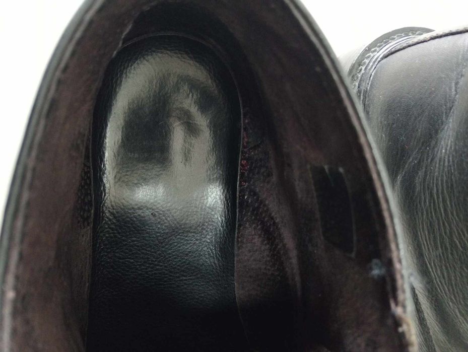 Botas em pele e sapatos em camurça nº 41
