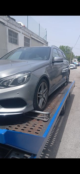 Mercedes E 300 Hybrid Van