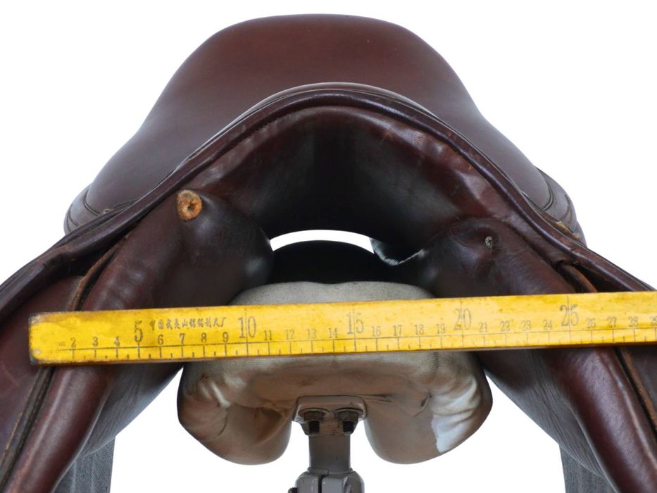 Eric Thomas Fitter Siodło Skokowe