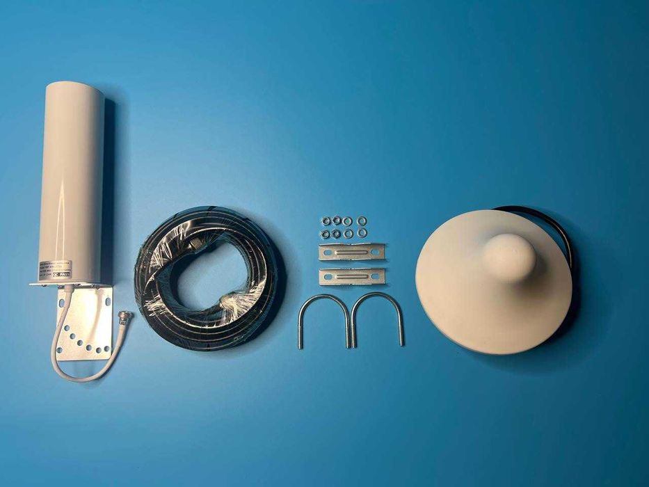 Усилитель связи 3G 4G LTE GSM репитер 4 диапазона  900 1800 2100 2600