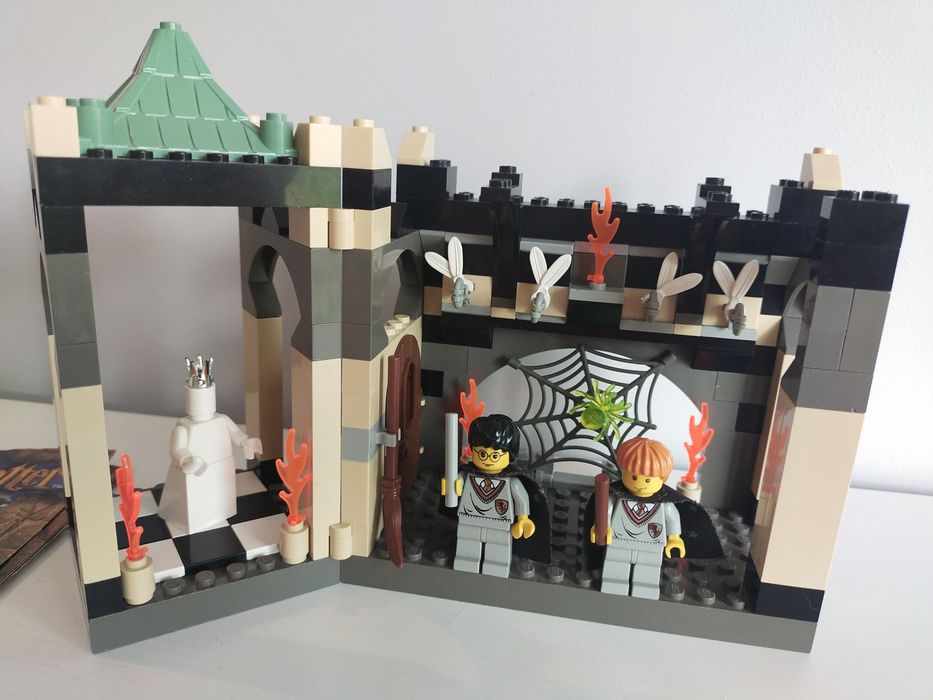 LEGO Harry Potter 4704 uskrzydlone klucze gratisy