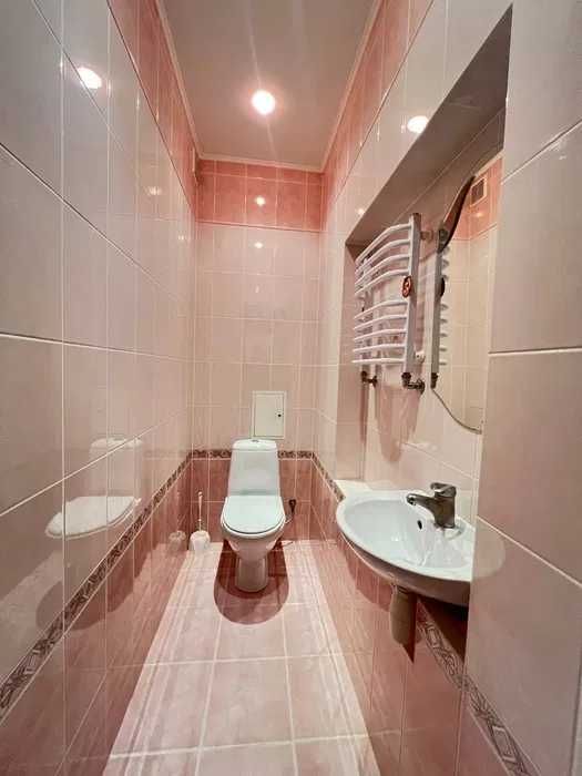 Продаж 3-к квартири  з ремонтом та видом на парк