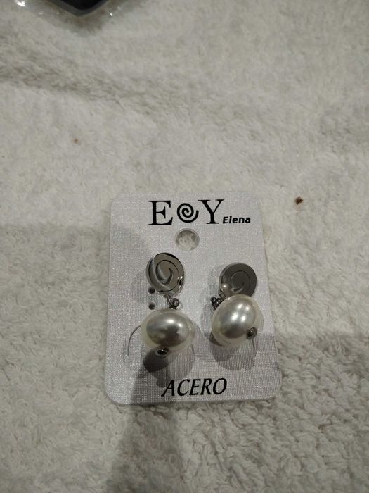 Brincos em aço bom preço