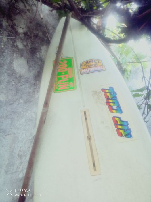 Prancha de surf usada mas em bom estado