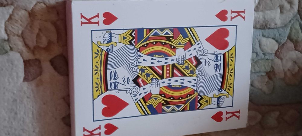 karty do gry o wymiarze 28cm/21cm sztuk 54-jak nowe!