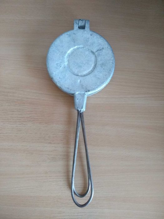 Бытовая техника для кухни. СССР. Винтаж. Кондитерские изделия. Термос