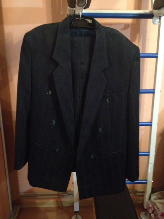 Чоловічий костюм