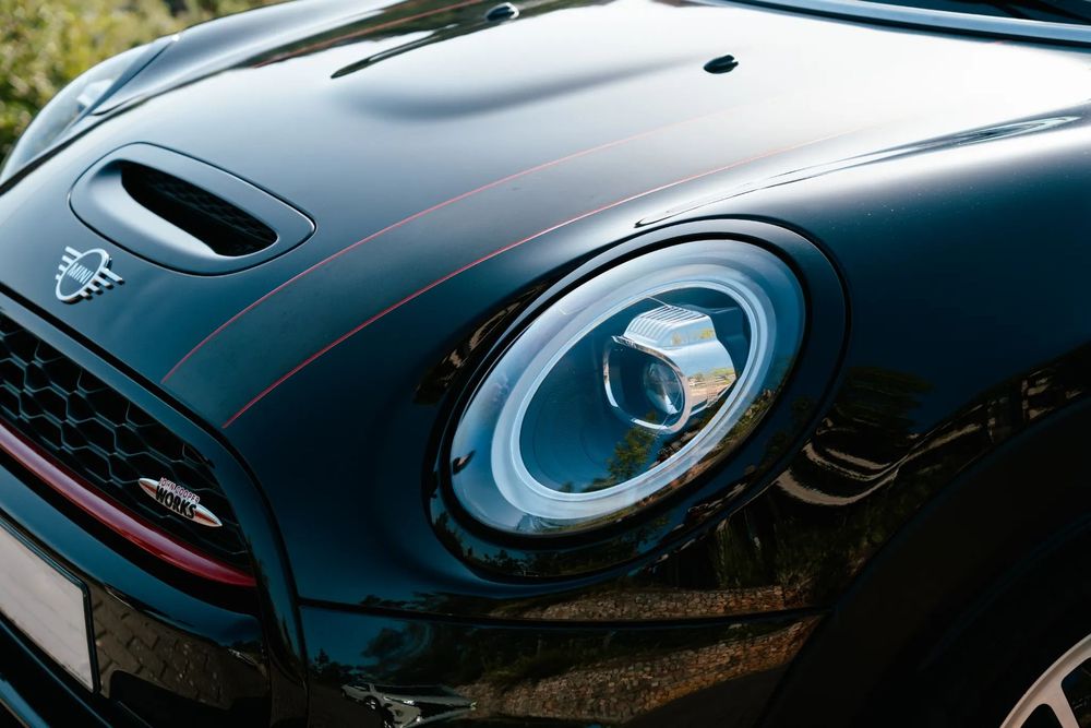 MINI Cabrio John Cooper Works Auto Desportiva