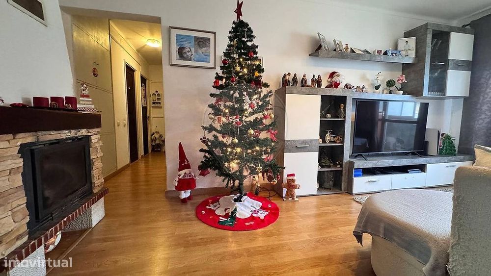 Apartamento T4 para venda