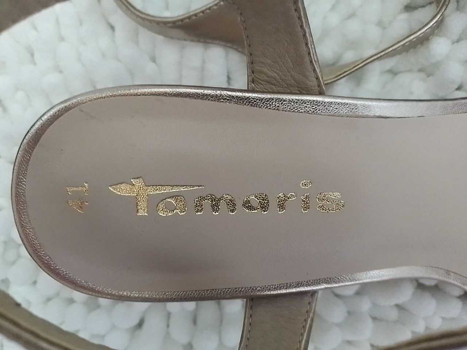 Sandały Tamaris w kolorze szampana