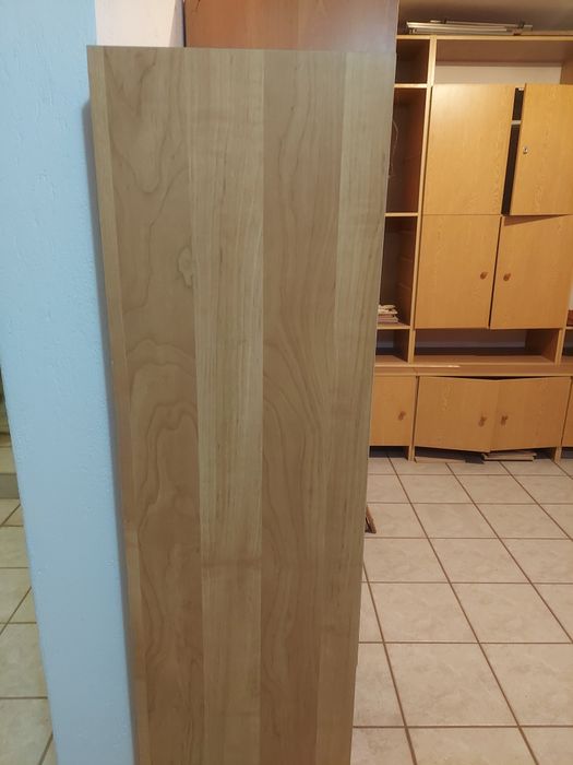 Solidny, pakowny regał