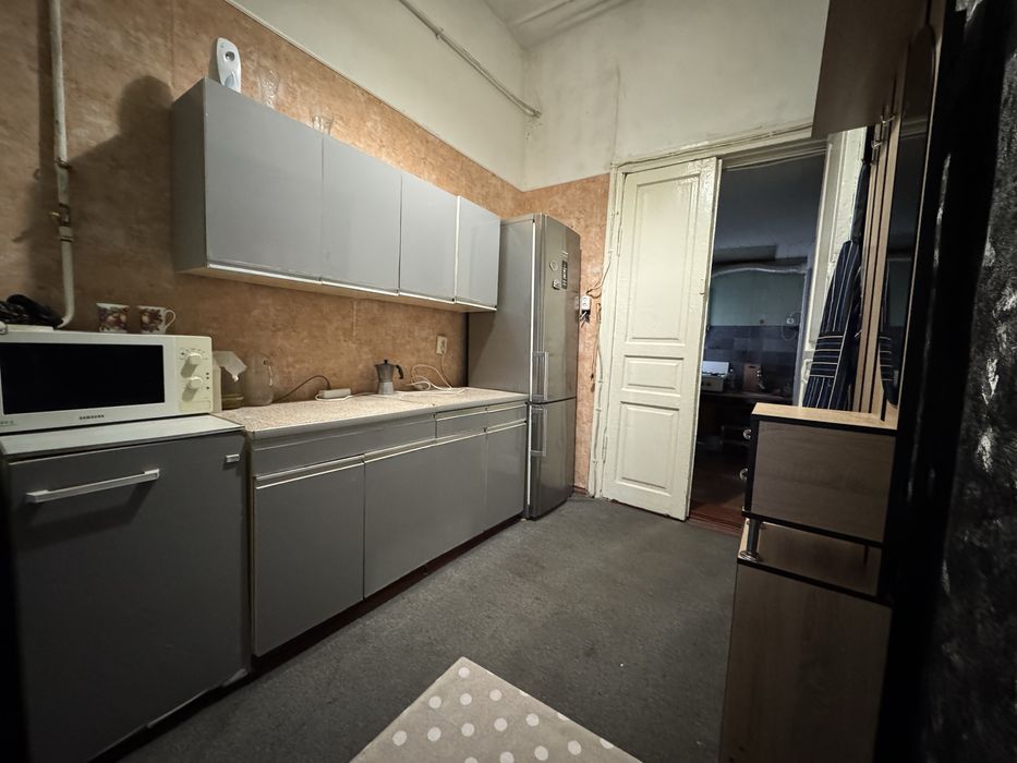 Частина будинку в ЦЕНТР. вул.Грушевського ТРЦ ПЛАЗМА