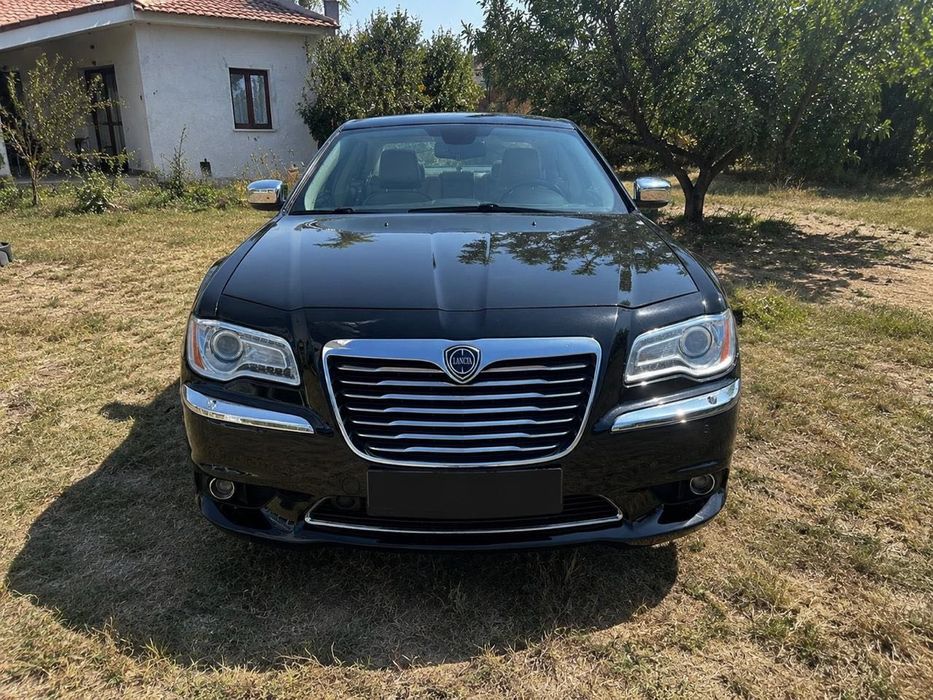 Lancia thema 3.0 tdi platinum 240cv