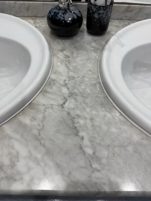Movel wc, com espelho, 2 torneiras Roca e 2 pios