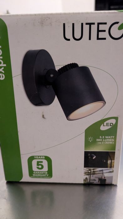 Lutec Explorer projetor exterior parede