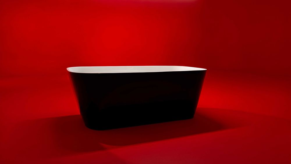 Wanna wolnostojąca VAYER Volans Czarno-Biała piano black 151x72cm