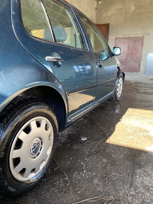 Розборка/Продаж запчастин Volkswagen Golf 4 двигуни1.4/1.6/1.8/1.9