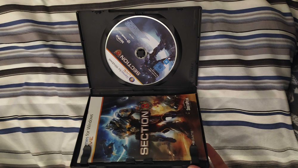 Jogo Section 8 para PC