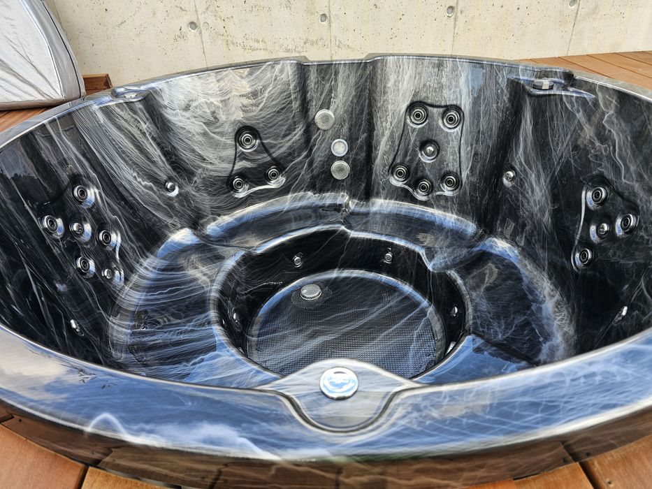 Jacuzzi akrylowe gorąca beczka