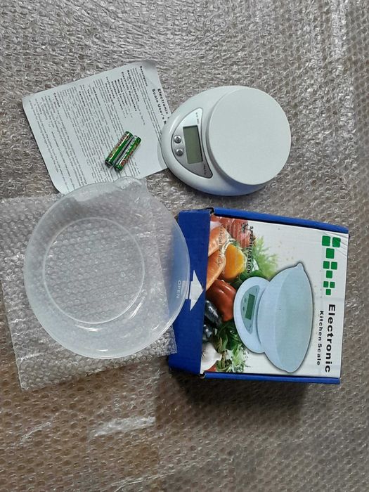 Balança para Cozinha (etc) 5kg (1g) - NOVA, na caixa