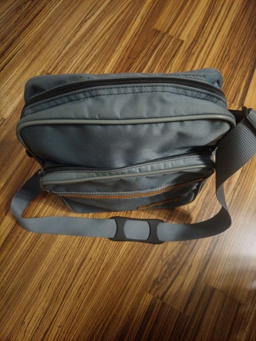 Сумочка наплечная