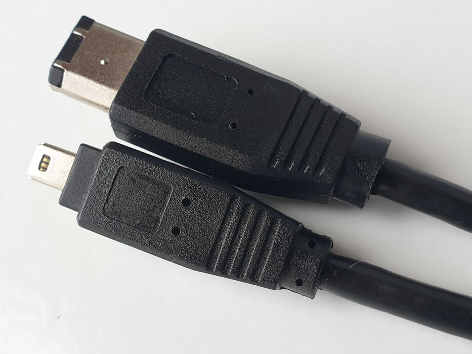 кабель IEEE 1394  FireWire 6 pin to FireWire 4 pin 2m