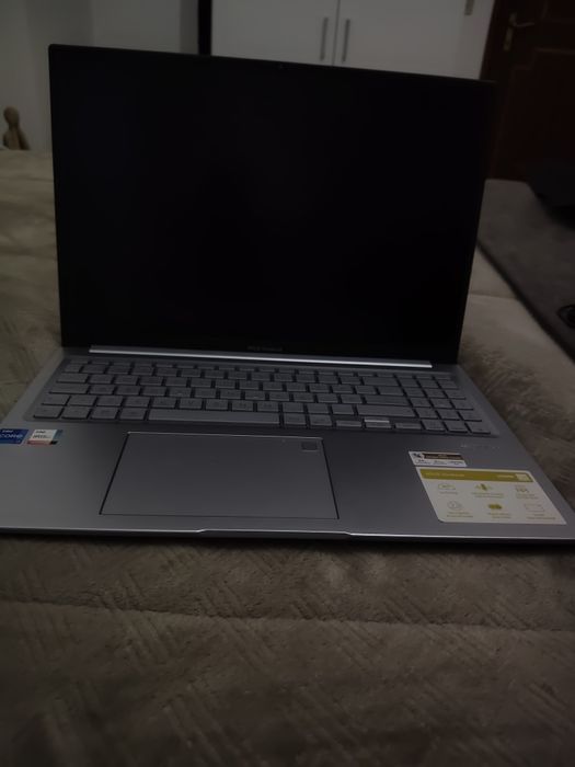 Asus VivoBook i7 1TB
