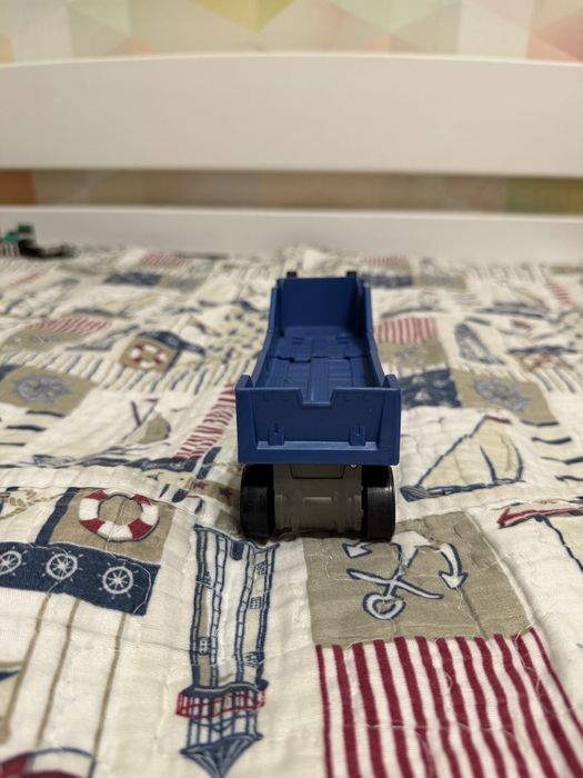 Hot Wheels вантажівка тягач грузовик трак