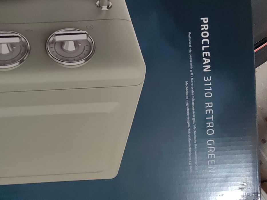 Microondas verde água